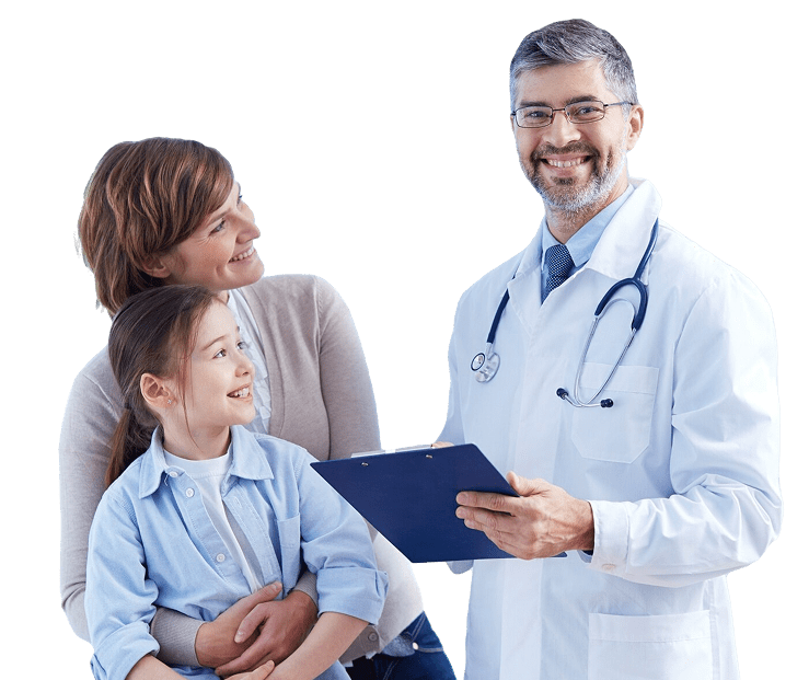 Dottore con pazienti nel poliambulatorio medico