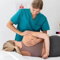 Seduta di Fisioterapia con Terapia Manuale Ortopedica