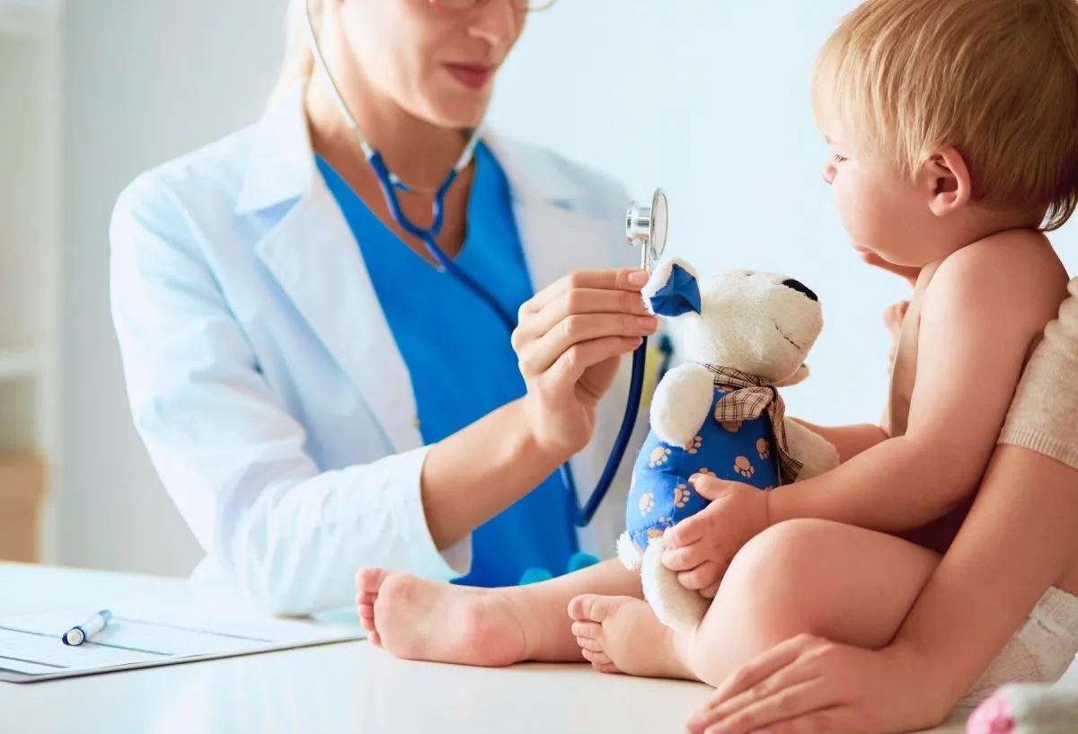 Visita pediatrica bambino pediatra Zero Medical Center Zero Branco Treviso